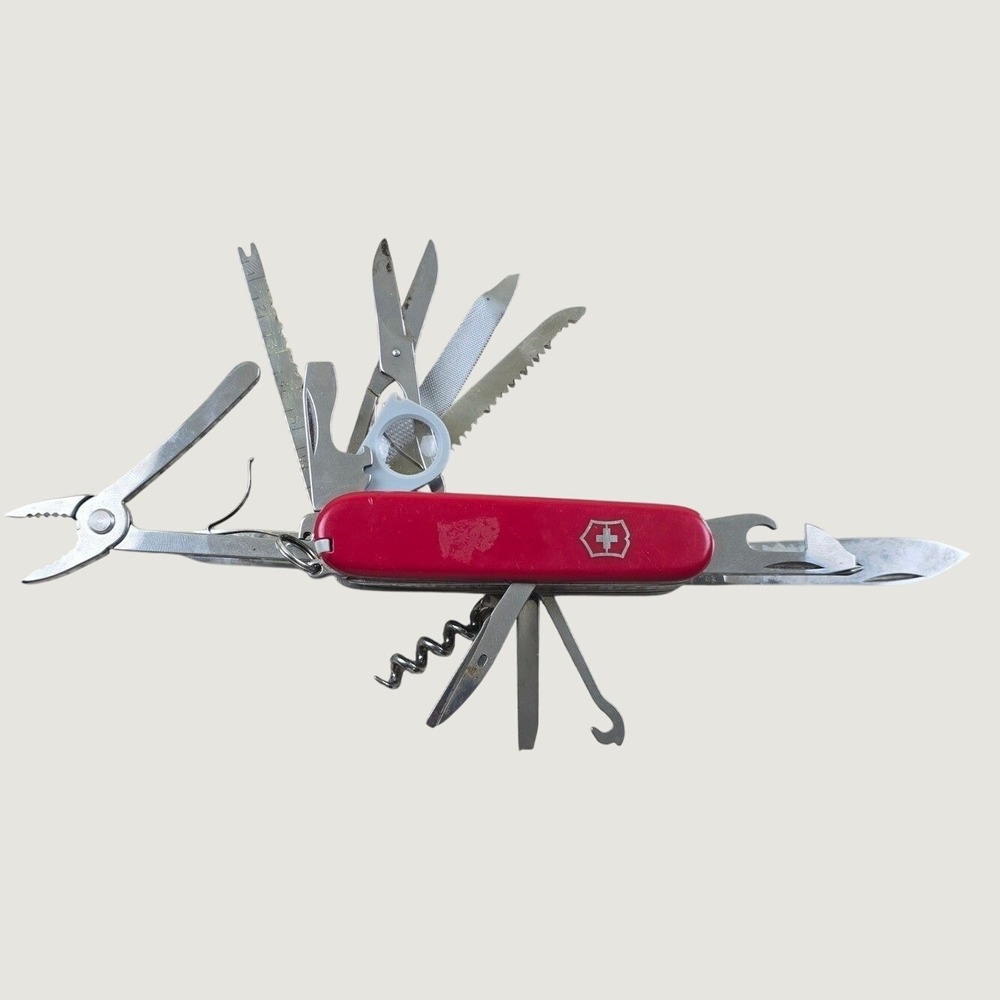 Victorinox SwissChamp 91mm Red Swiss Army Knife 33 Function Multi Tool Vintage